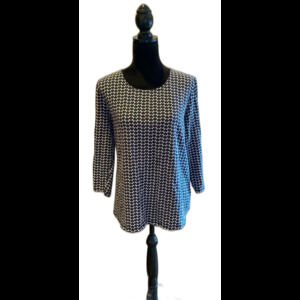 Chico’s Top Plus Size XL Blouse Navy Hearts 3/4 Sleeve Stretchy T shirt Fabric